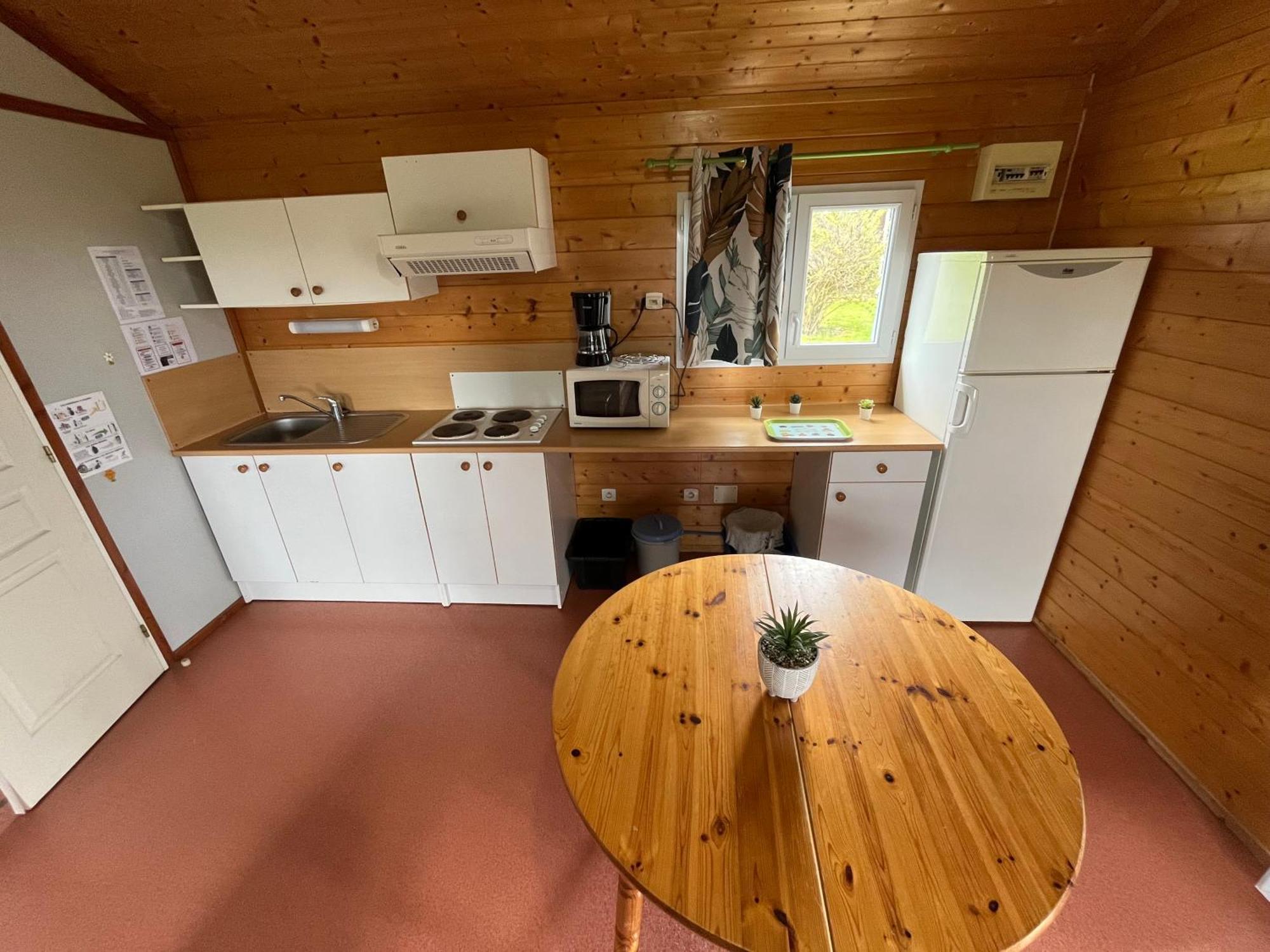 Camping De Saulieu Luaran gambar
