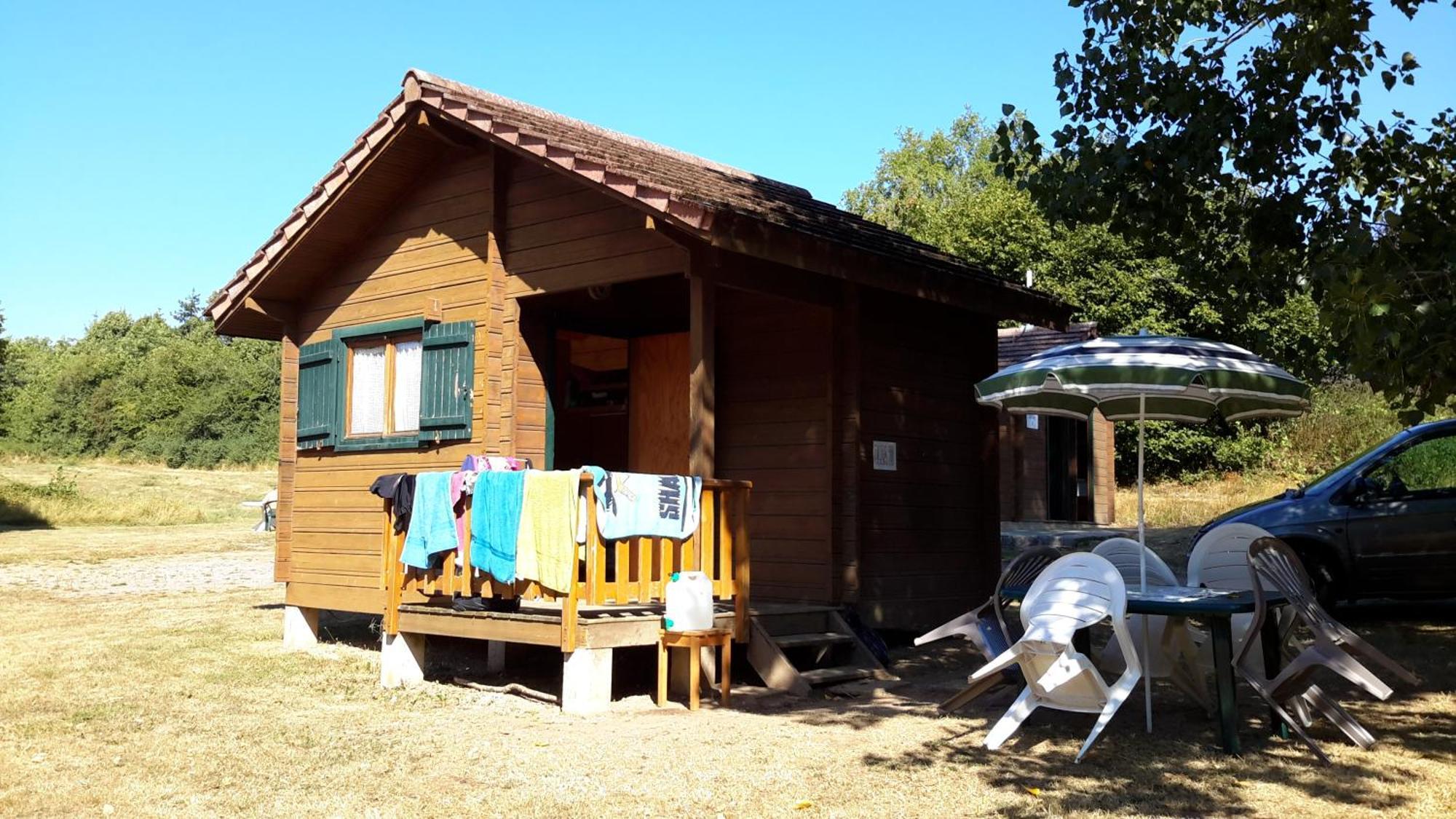 Camping De Saulieu Luaran gambar