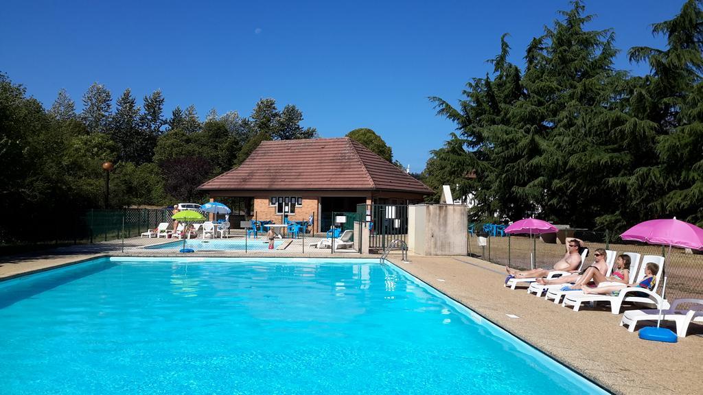 Camping De Saulieu Luaran gambar